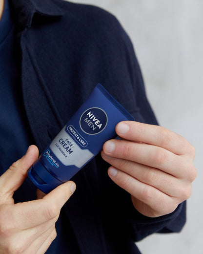 NIVEA MEN Protect & Care Gezichtscrème - 2x75 ml