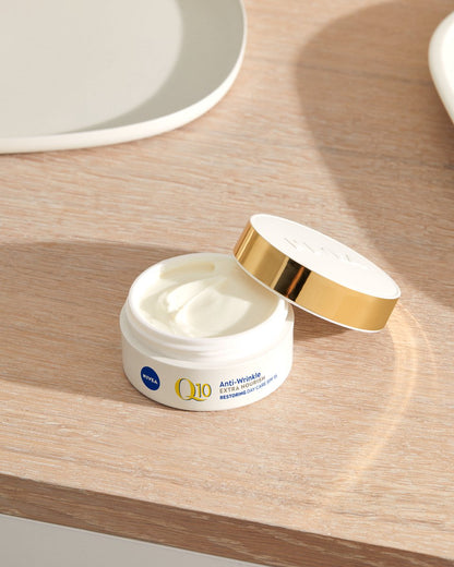 NIVEA Q10 Power Dagcrème Extra Voedend SPF15 - 50ml